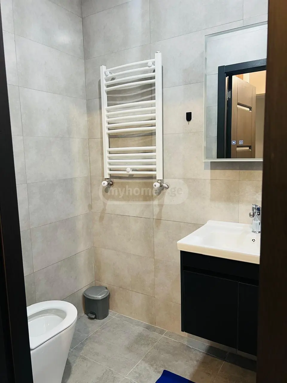  Сдаётся 2 комнатная  Квартира в Сабуртало  на ул. Панаскертели-Цицишвили 