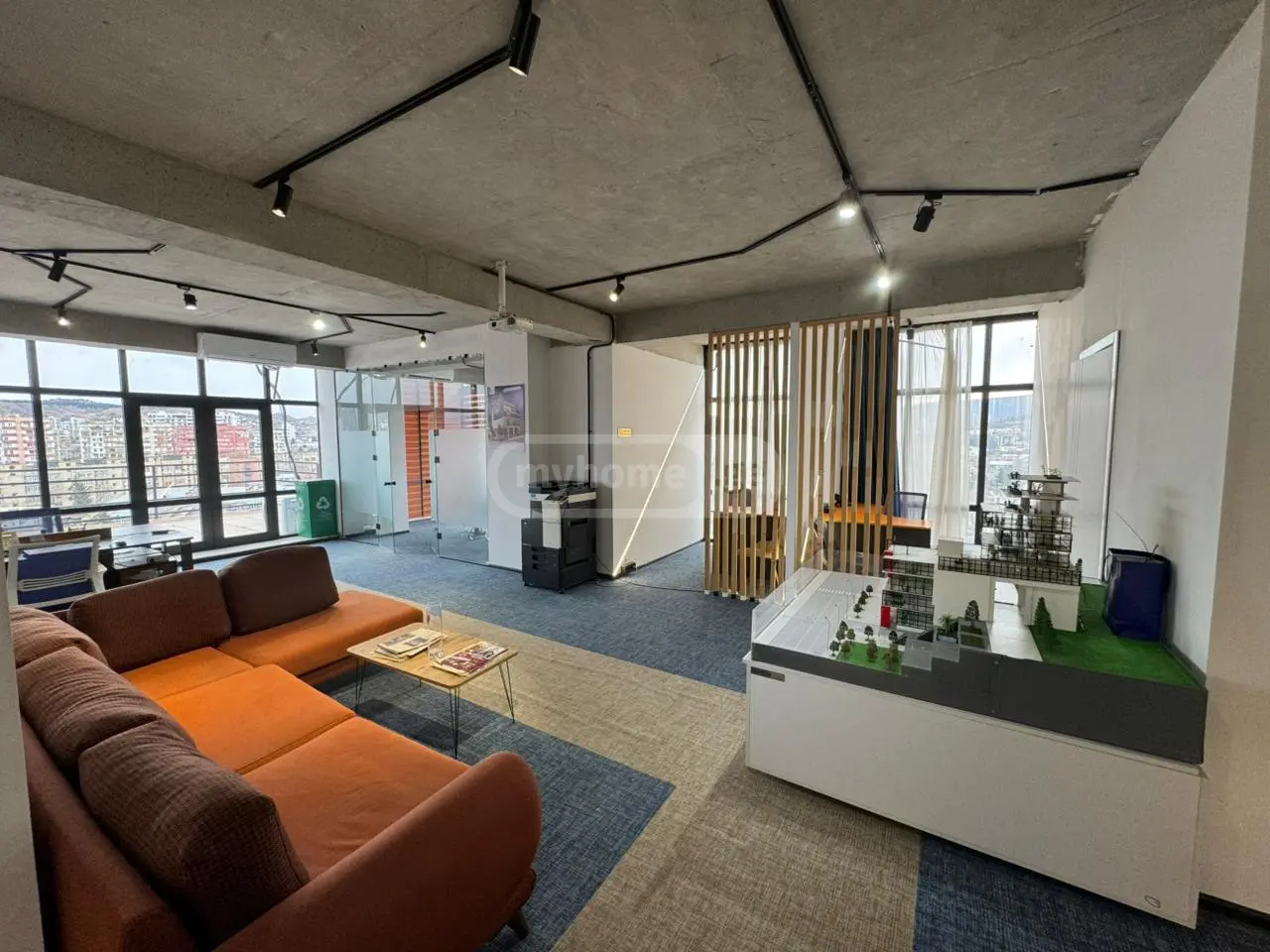  Kiralık 259 m²  Büro & Ofis in Saburtalo dist.  in Gelovani avenue 