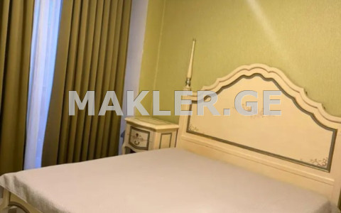  Продается 3 комнатная  Квартира в Исани  на ул. Навтлуги 