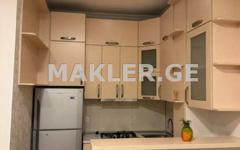  Продается 3 комнатная  Квартира в Исани  на ул. Навтлуги 