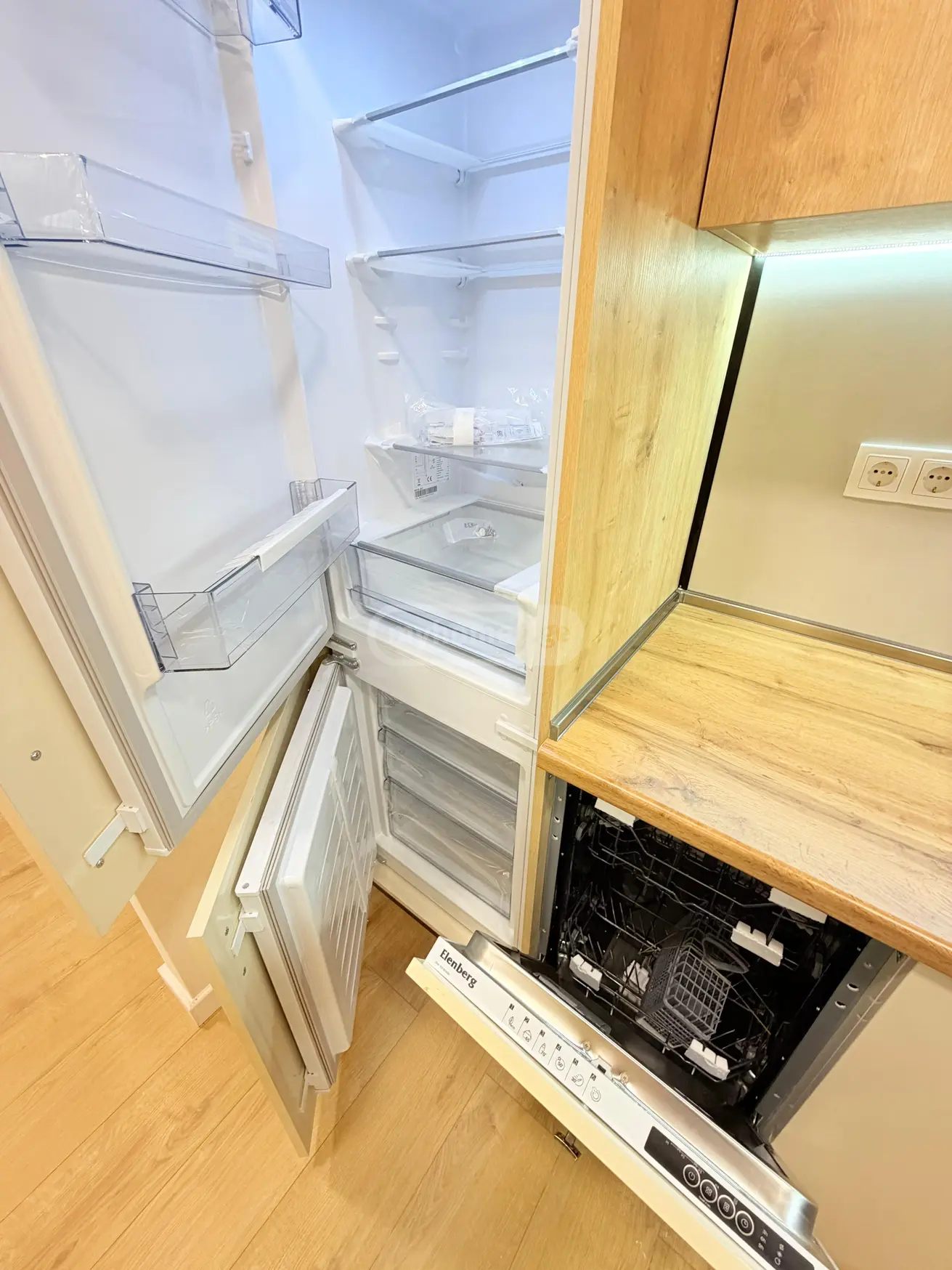  Satılık 2   Daire in Ortachala