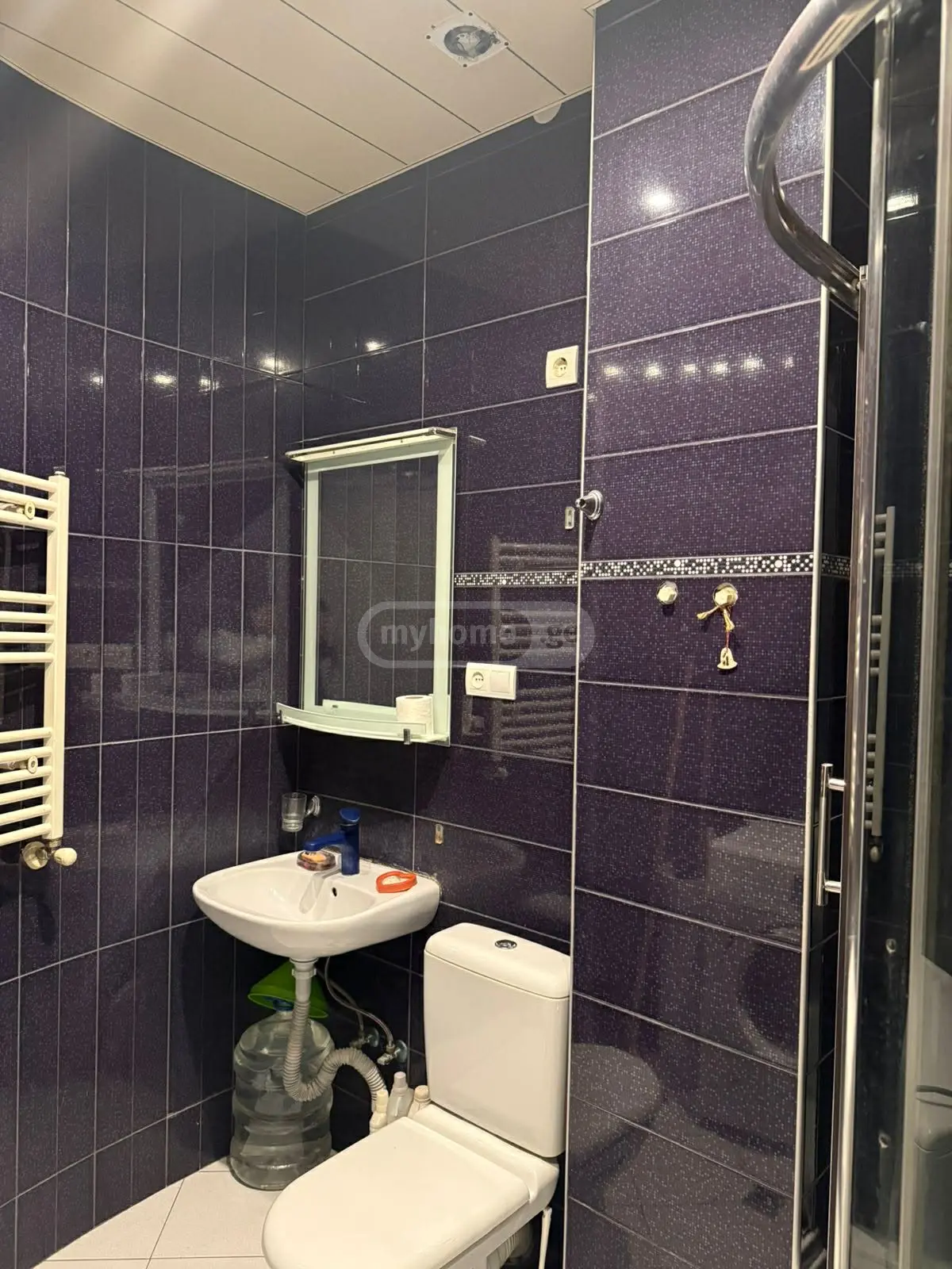  Сдаётся 3 комнатная  Квартира в Сабуртало  Улица Святого Мученика Василиско 