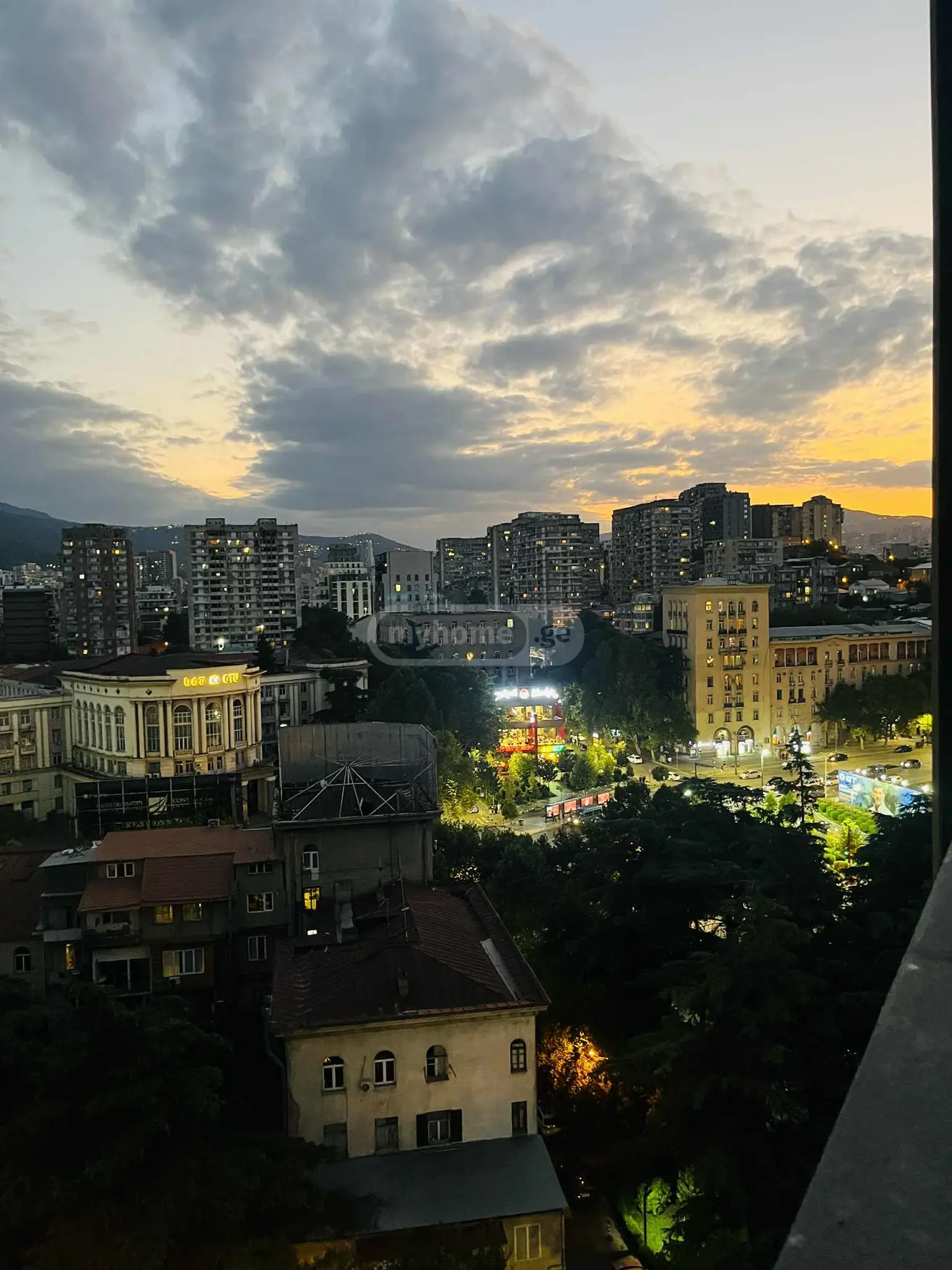  Сдаётся 2 комнатная  Квартира в Сабуртало  на ул. Г.Бербуки 