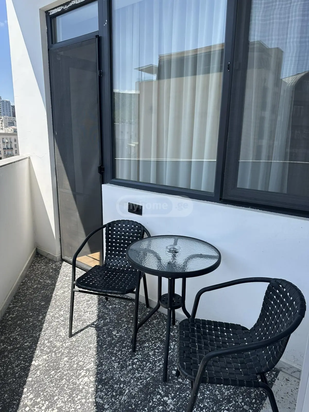  Сдаётся 2 комнатная  Квартира в Сабуртало  на ул. Г.Бербуки 