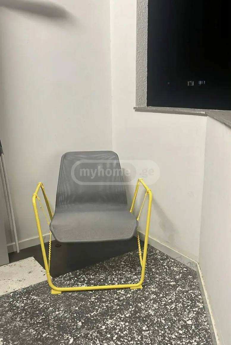  Сдаётся 2 комнатная  Квартира в Сабуртало  на ул. Г.Бербуки 