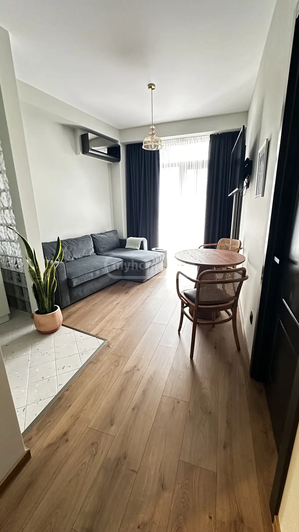  Сдаётся 2 комнатная  Квартира в Сабуртало  на пр. Пекина 