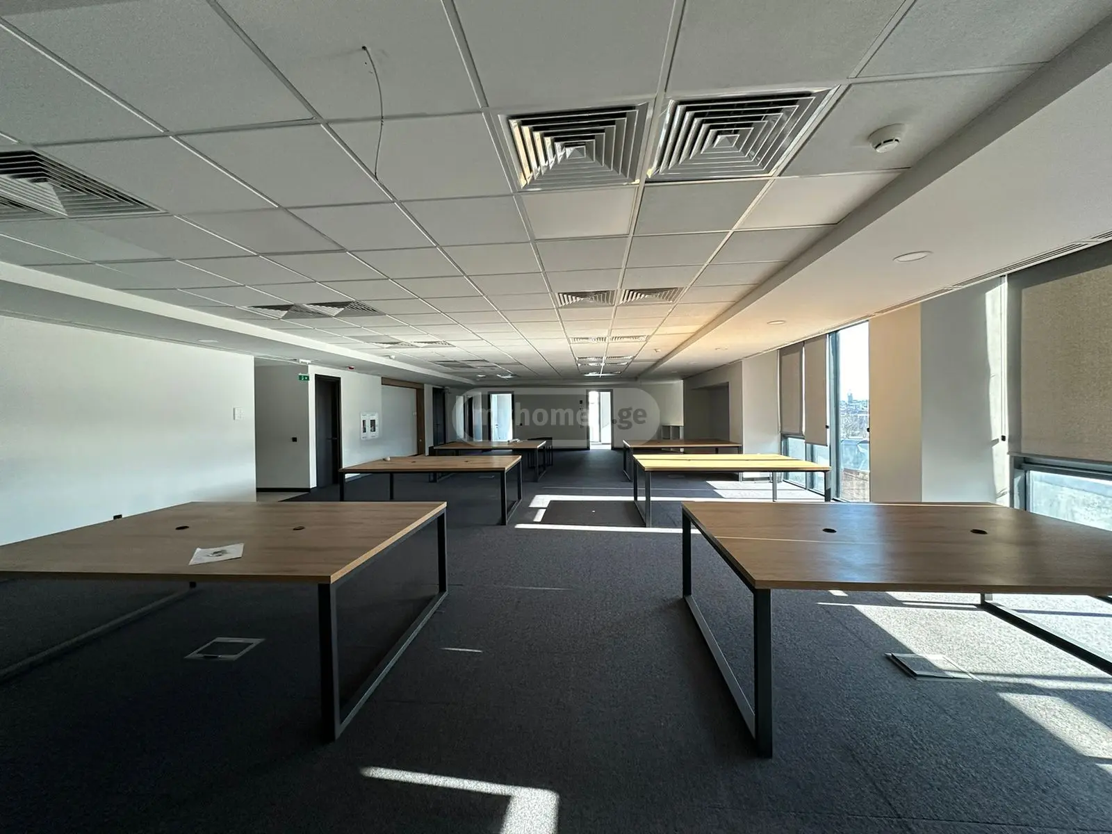  Kiralık 667 m²  İşyeri in Sololaki dist. (Old Tbilisi)  in Leonidze blind alley 