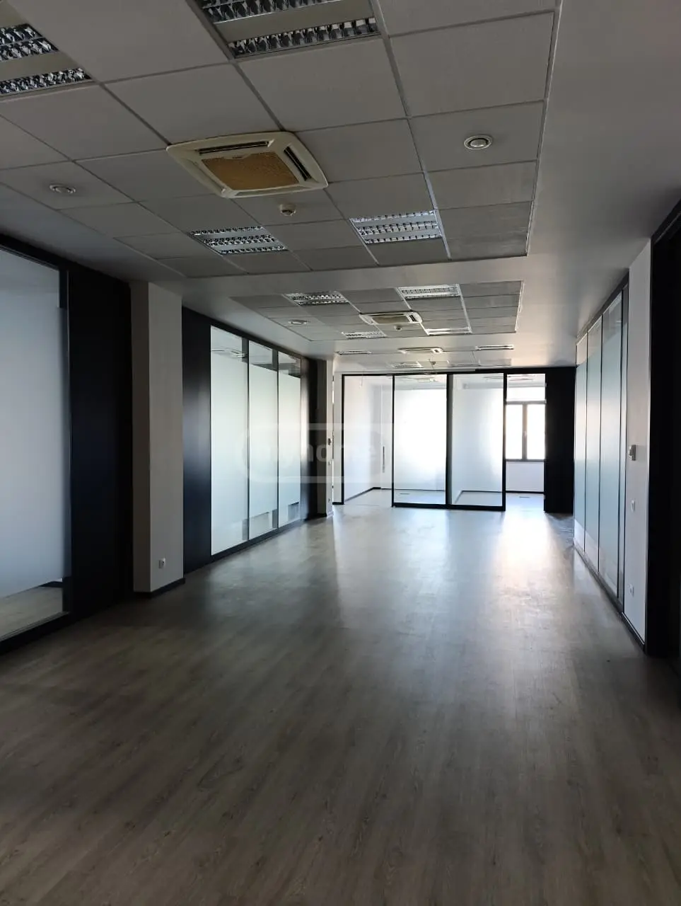  Kiralık 548 m²  Büro & Ofis in Sololaki dist. (Old Tbilisi)  in Tabidze st. 