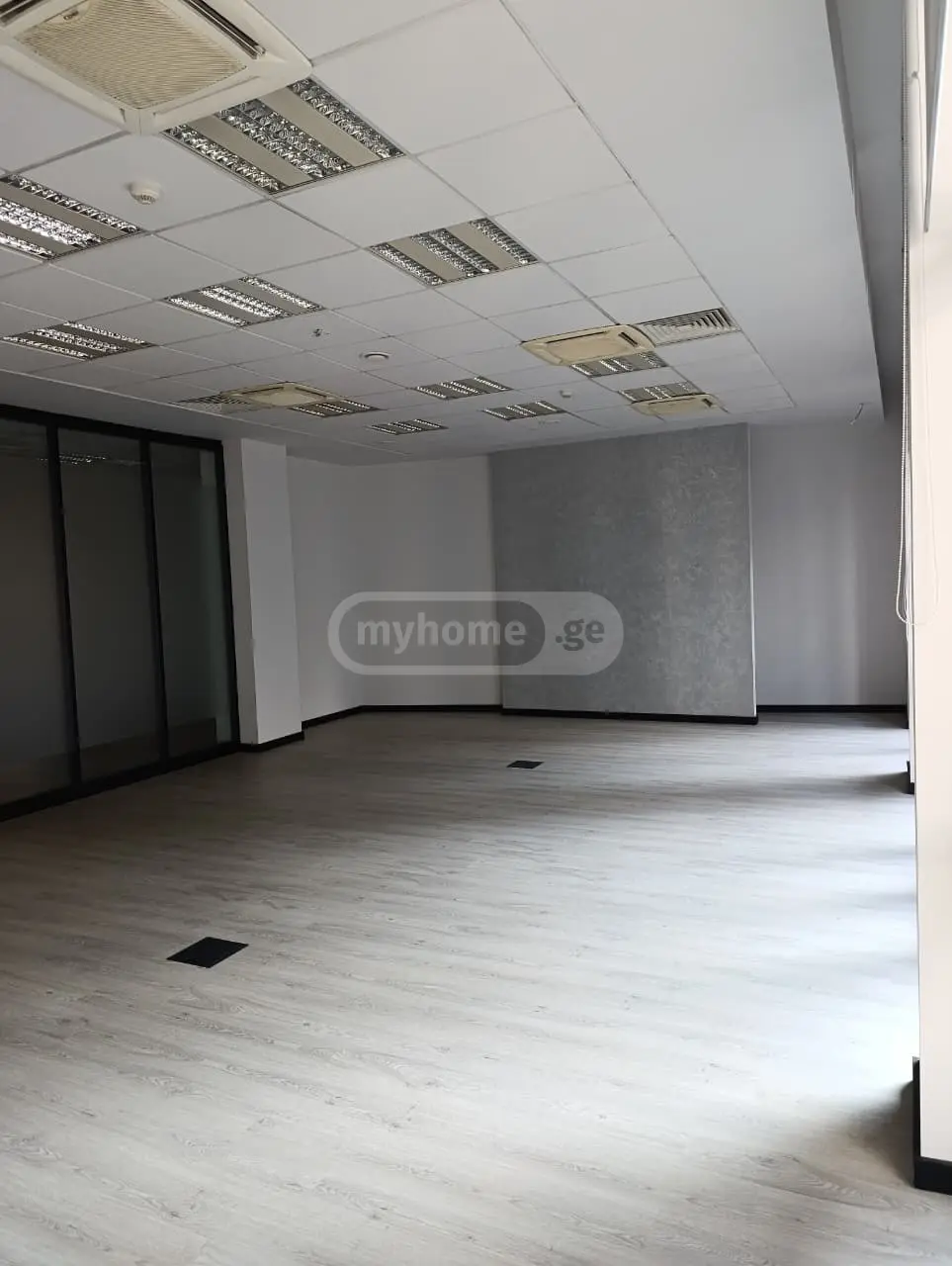  Kiralık 548 m²  Büro & Ofis in Sololaki dist. (Old Tbilisi)  in Tabidze st. 