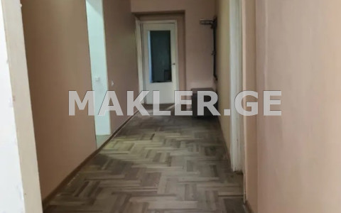  Продается 3 комнатная  Квартира на Плато Нуцебидзе