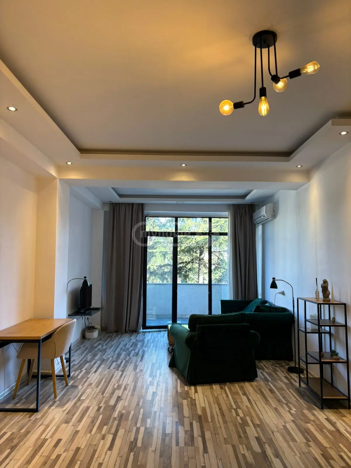  For Rent 2 room  Apartment in Vake dist.  in Taktakishvili st. 