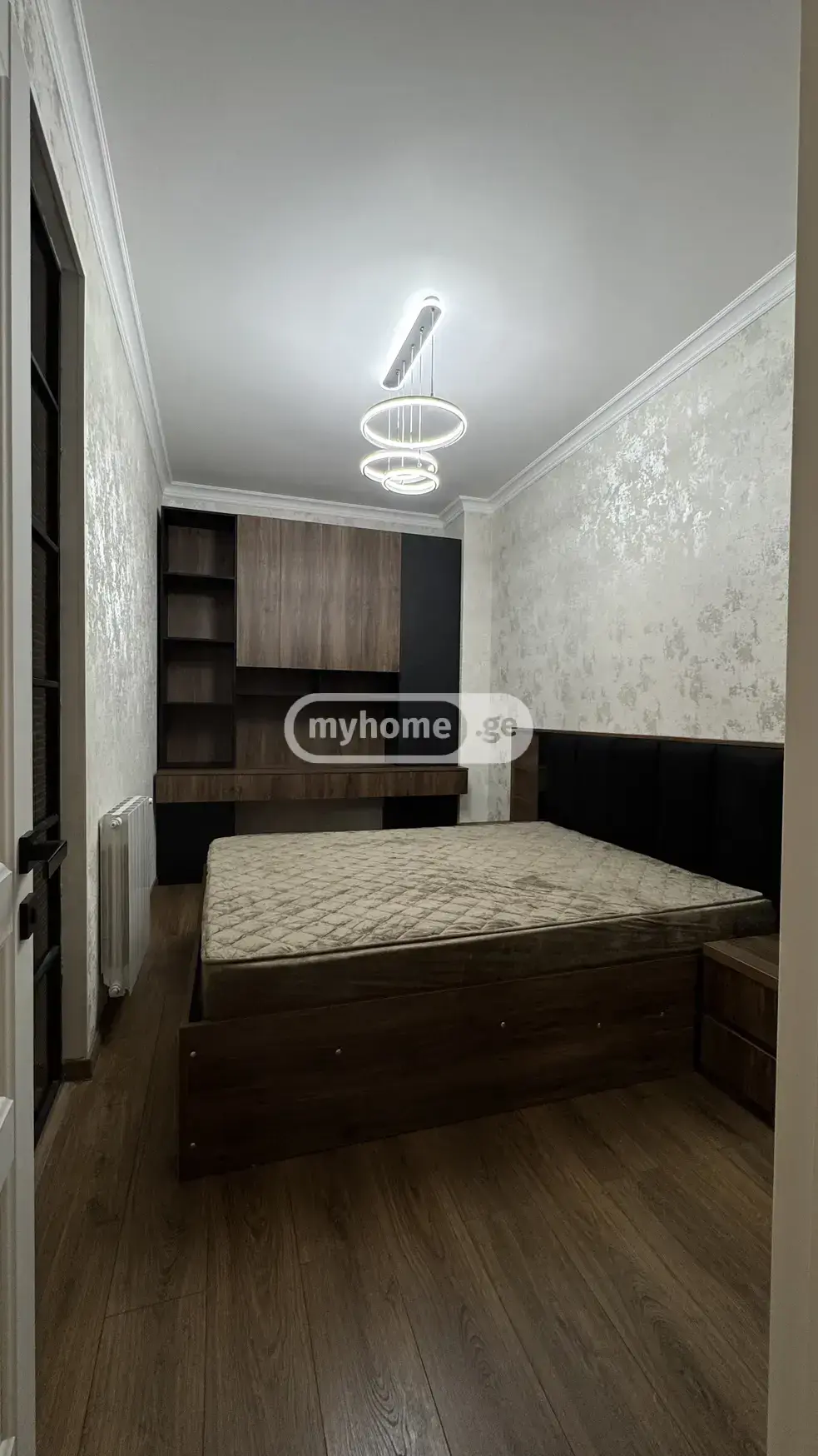  Сдаётся 4 комнатная  Квартира в Сабуртало  на ул. Бочоришвили 