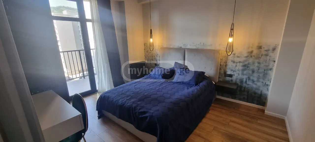  Сдаётся 3 комнатная  Квартира в Сабуртало  на ул. Миндели 