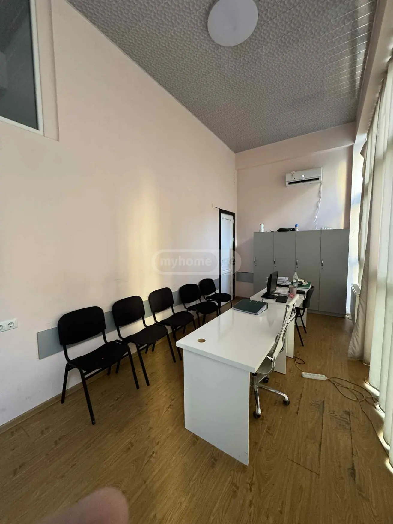  Сдаётся 505 m² площадь Коммерческая площадь в Сабуртало  на ул. Г.Бербуки 