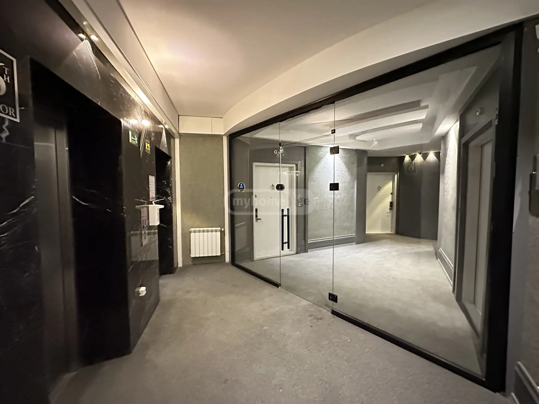  Сдаётся 250 m² площадь Офис в Сабуртало  на пр. Пекина 