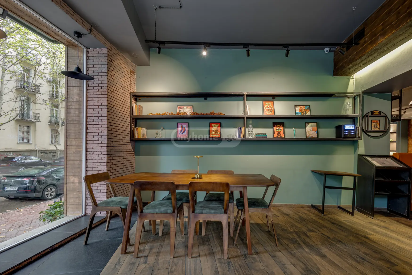  Сдаётся 90 m² площадь Коммерческая площадь в Ваке  на ул. И.Абашидзе 