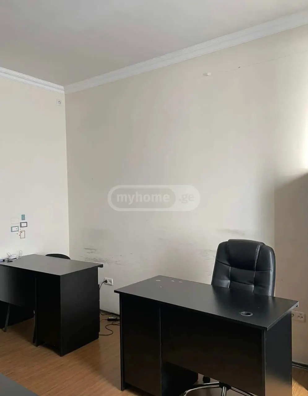  Сдаётся 130 m² площадь Офис в Сабуртало  на ул. Мицкевича 