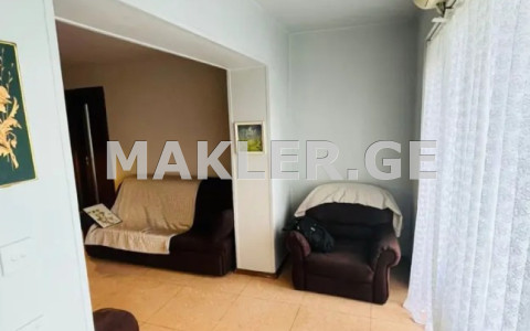  Satılık 4   Daire in Saburtalo dist.  in Vazha-pshavela avenue 