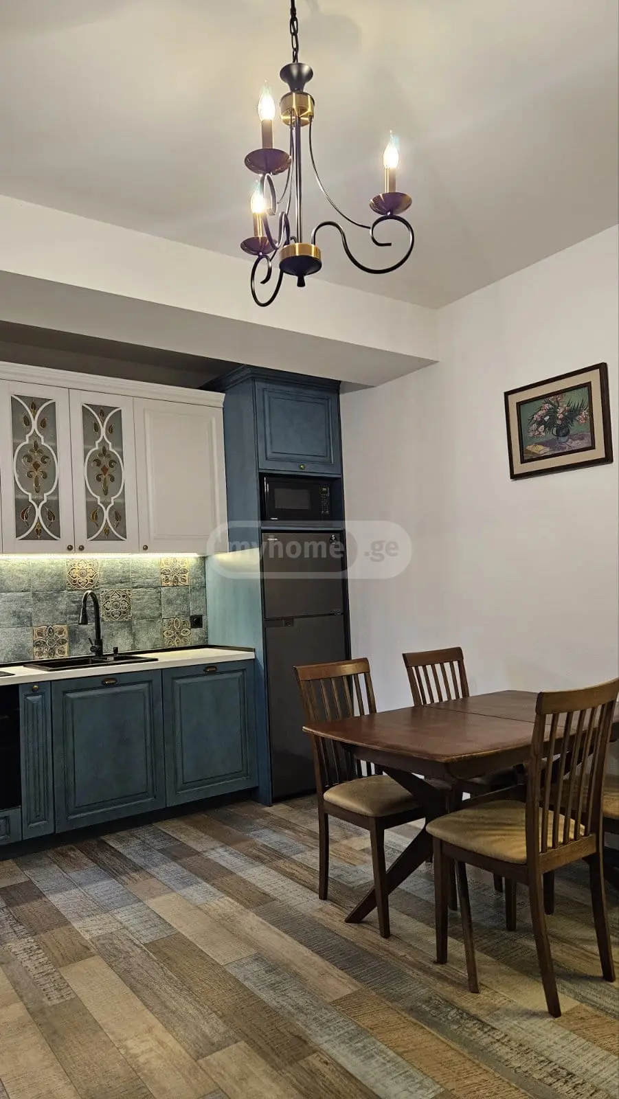  Сдаётся 2 комнатная  Квартира в Сабуртало  на ул. Долидзе 