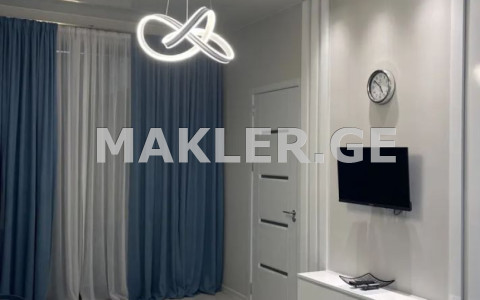  Продается 3 комнатная  Квартира в Исани  на ул. Ричарда Холбрука 