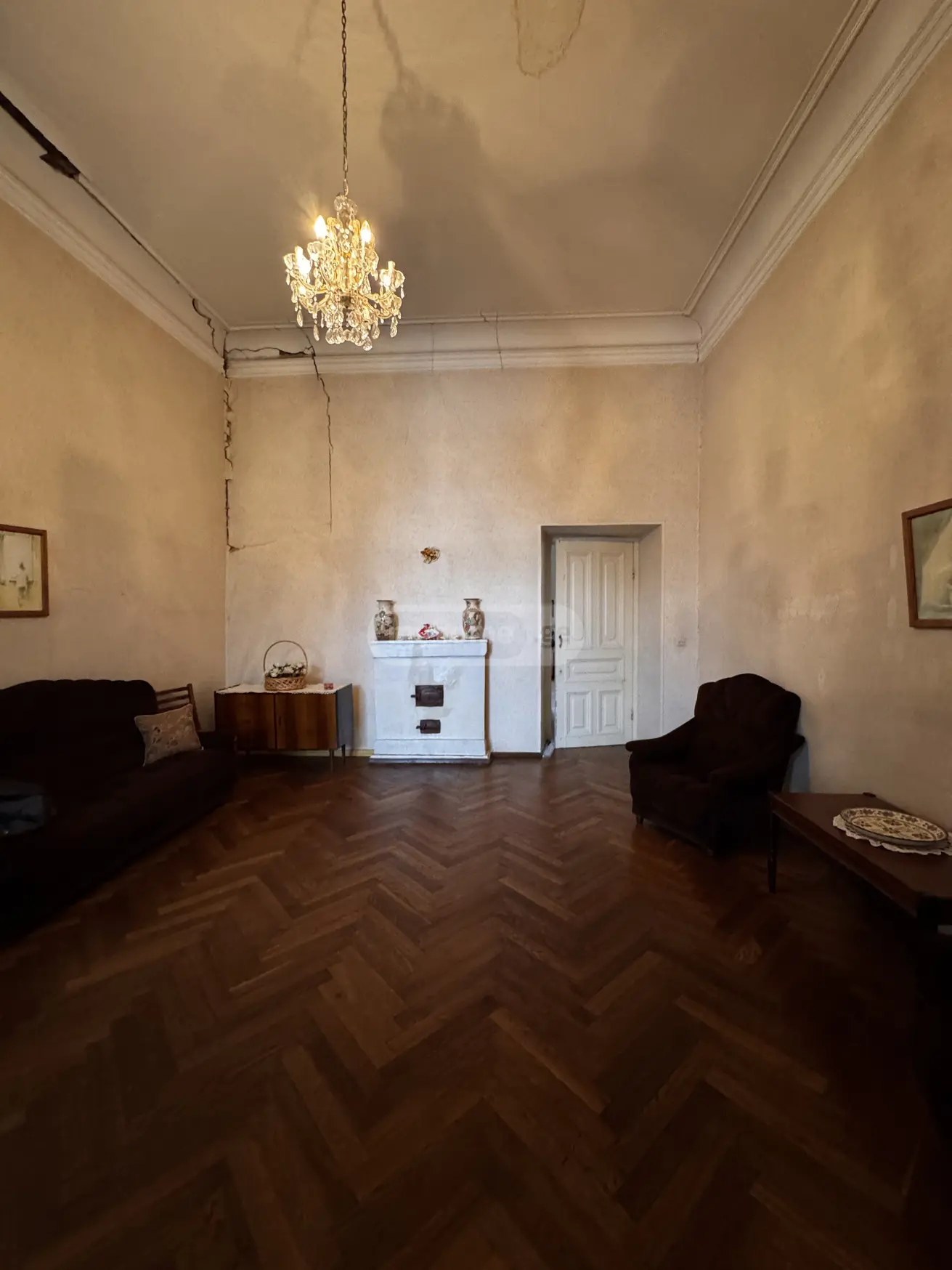  Satılık 3   Daire in Sololaki dist. (Old Tbilisi)  in Iashvili st. 