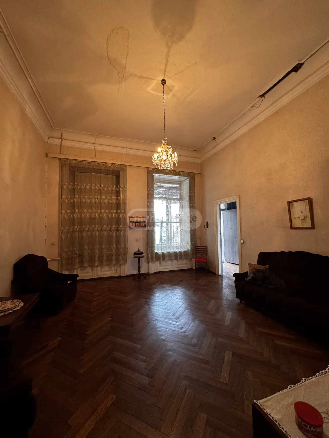  Satılık 3   Daire in Sololaki dist. (Old Tbilisi)  in Iashvili st. 