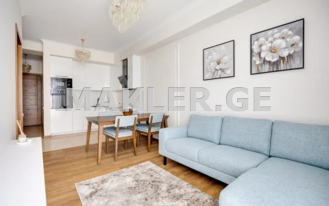  Сдаётся 2 комнатная  Квартира в Сабуртало  на ул. С. Цинцадзе 