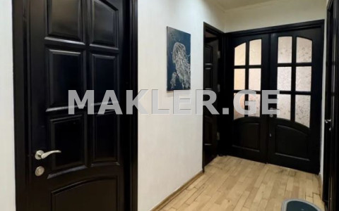  Продается 3 комнатная  Квартира в Крцаниси  на ул. Крцаниси 