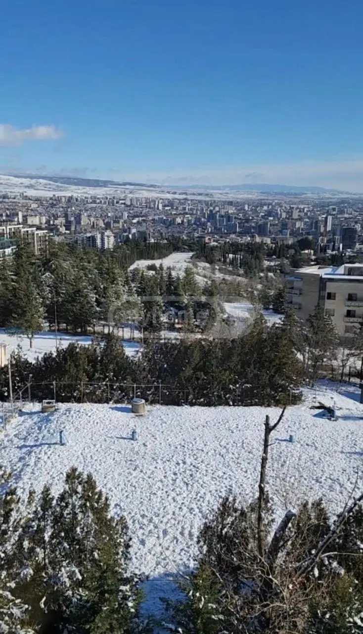  For Sale 3 room  Apartment in Krtsanisi dist.  in Krtsanisi blind alley 