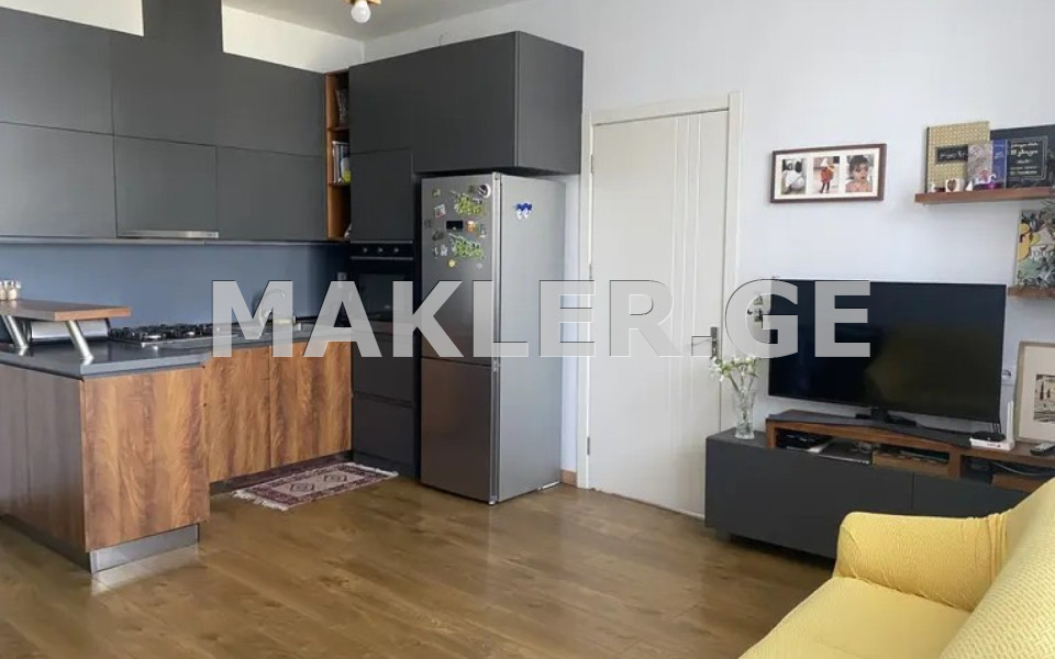  Satılık 3   Daire in Saburtalo dist.  in Al. Kazbegi Ave. 