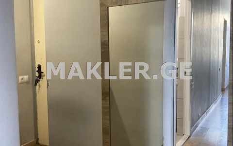  Satılık 3   Daire in Saburtalo dist.  in Al. Kazbegi Ave. 