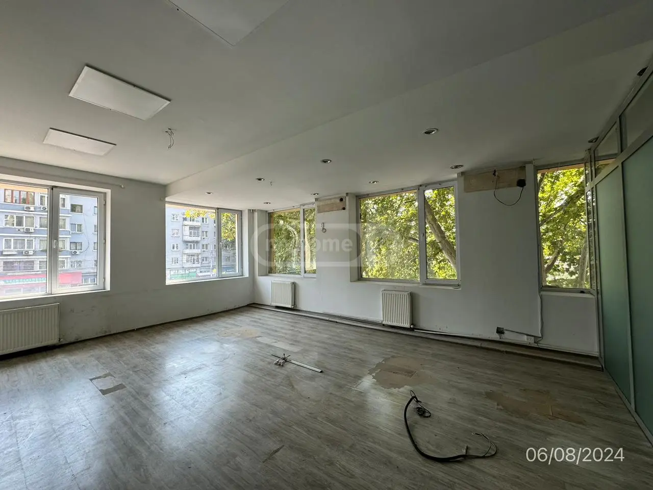  Kiralık 755 m²  İşyeri in Saburtalo dist.  in Vazha-pshavela avenue 