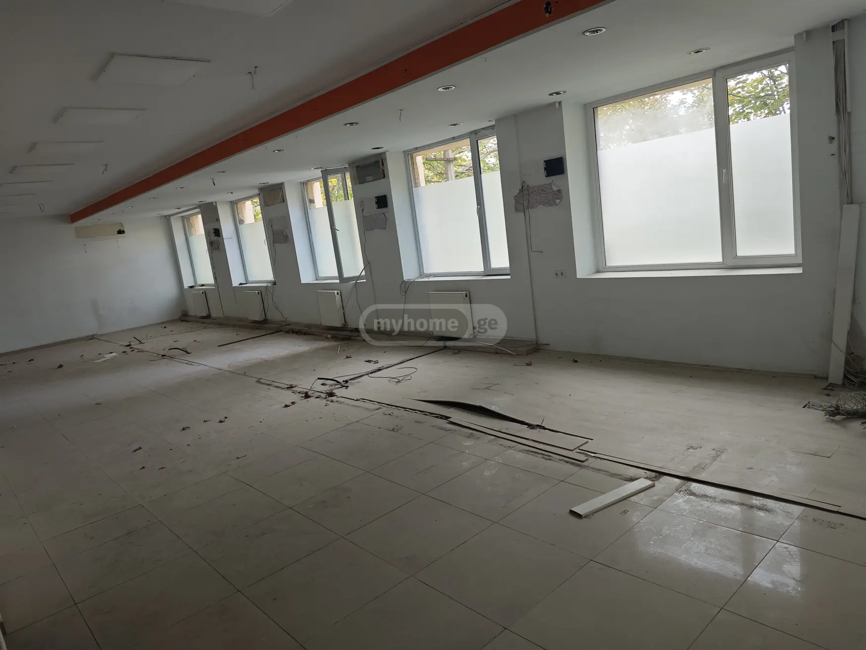  Kiralık 755 m²  İşyeri in Saburtalo dist.  in Vazha-pshavela avenue 