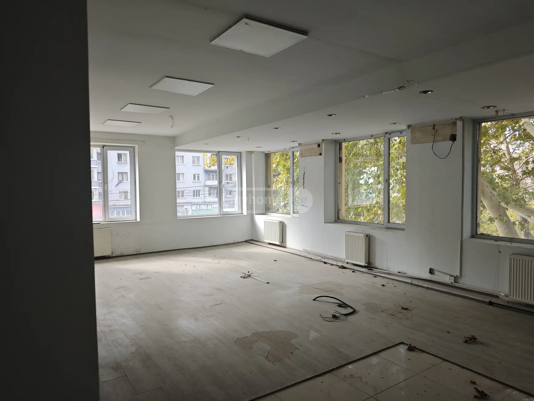  Kiralık 755 m²  İşyeri in Saburtalo dist.  in Vazha-pshavela avenue 