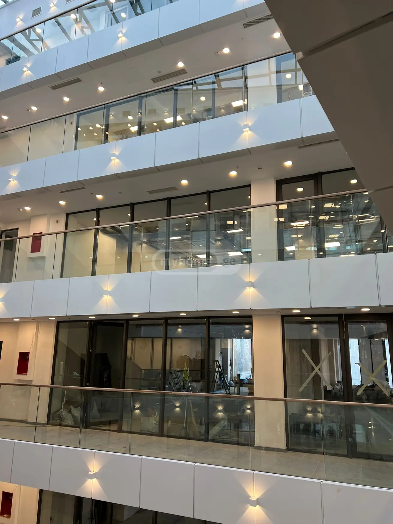  Kiralık 542 m²  Büro & Ofis in Saburtalo dist.  in Saakadze square 