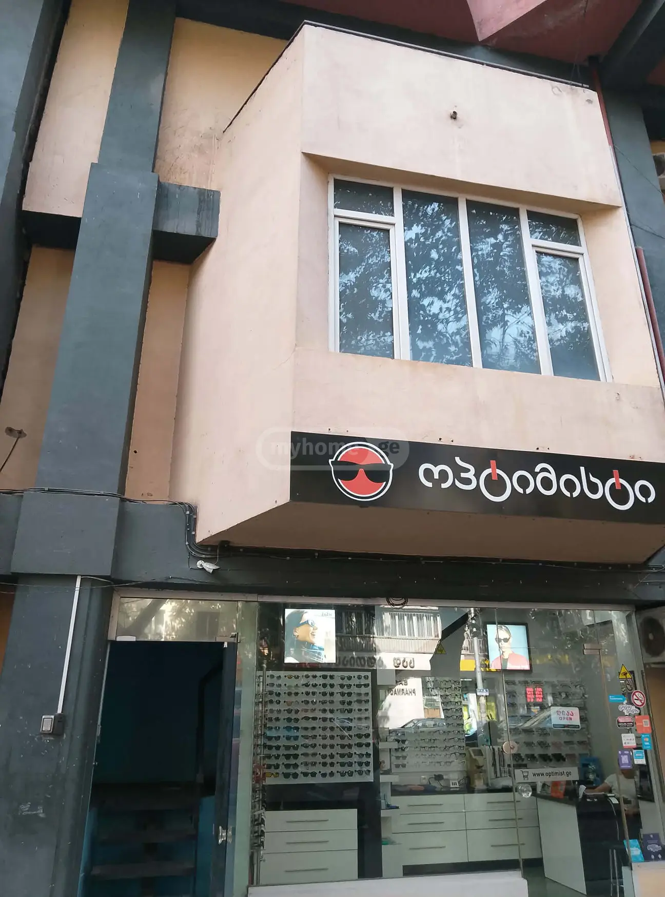  Сдаётся 110 m² площадь Офис в Сабуртало  на пр. Ал. Казбеги 