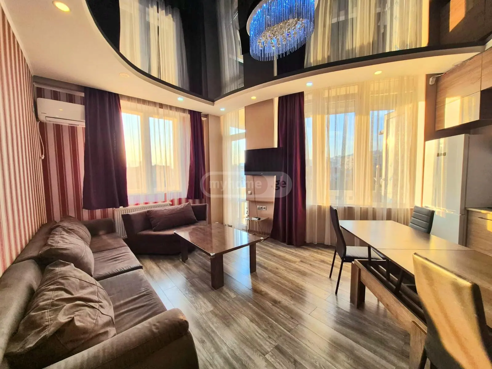  Сдаётся 3 комнатная  Квартира в Сабуртало  на ул. Шартава 