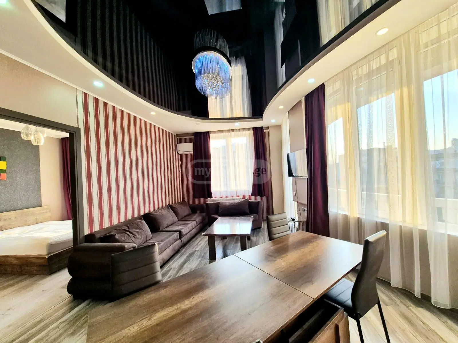  Сдаётся 3 комнатная  Квартира в Сабуртало  на ул. Шартава 