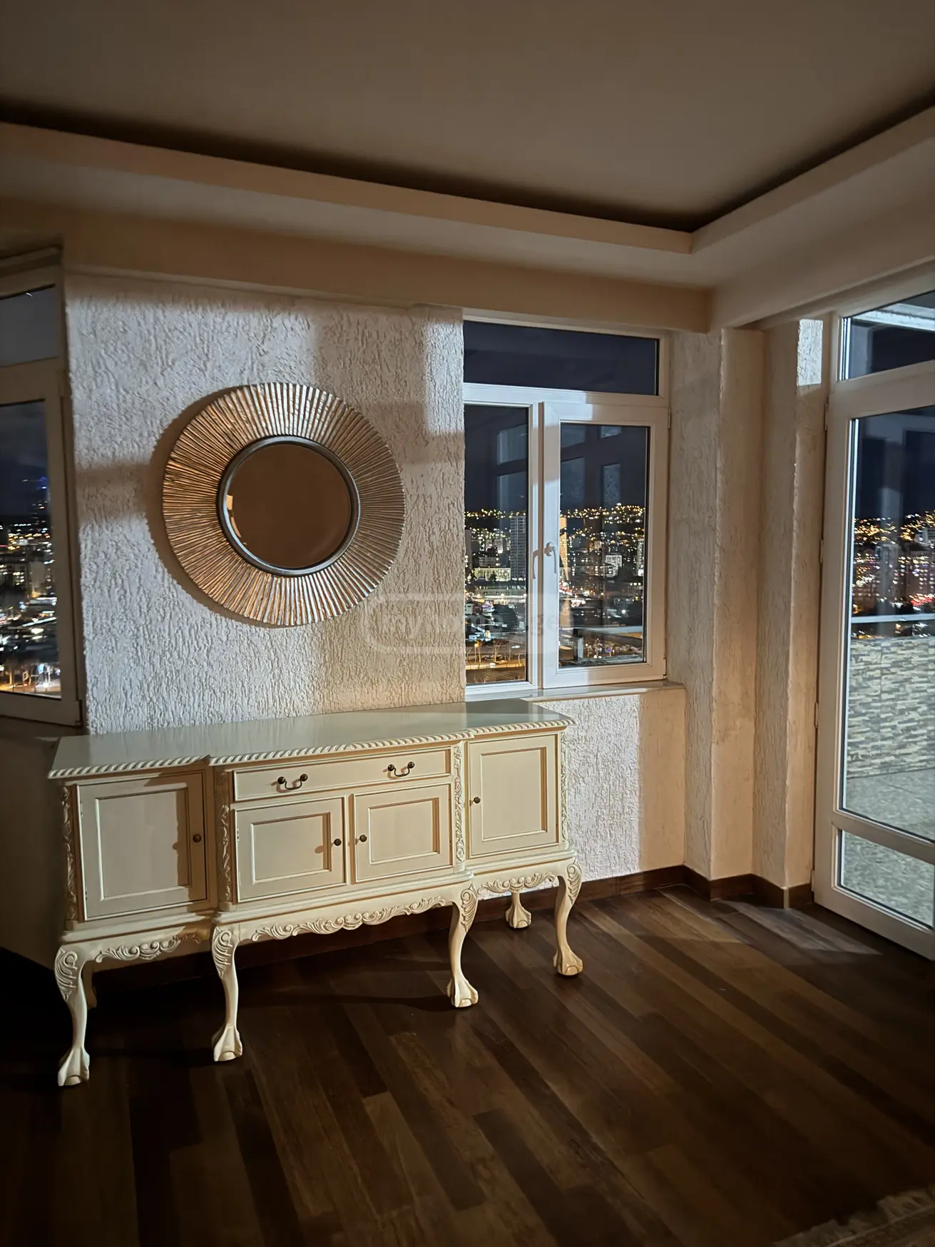  Сдаётся 2 комнатная  Квартира в Сабуртало  на ул. Готуа 