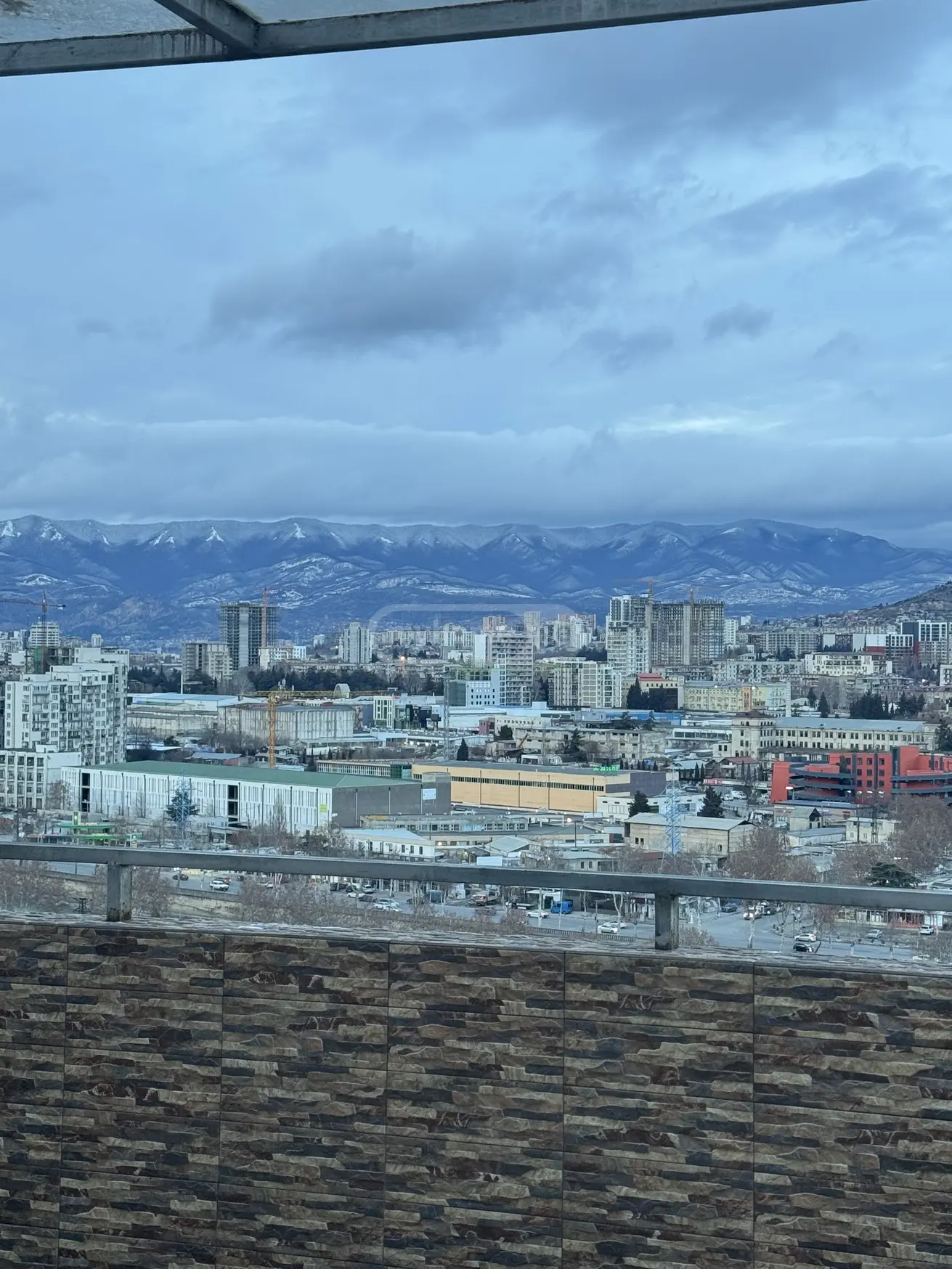  Сдаётся 2 комнатная  Квартира в Сабуртало  на ул. Готуа 