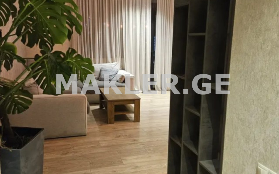  Продается 3 комнатная  Квартира в Сабуртало  на ул. Университетская 