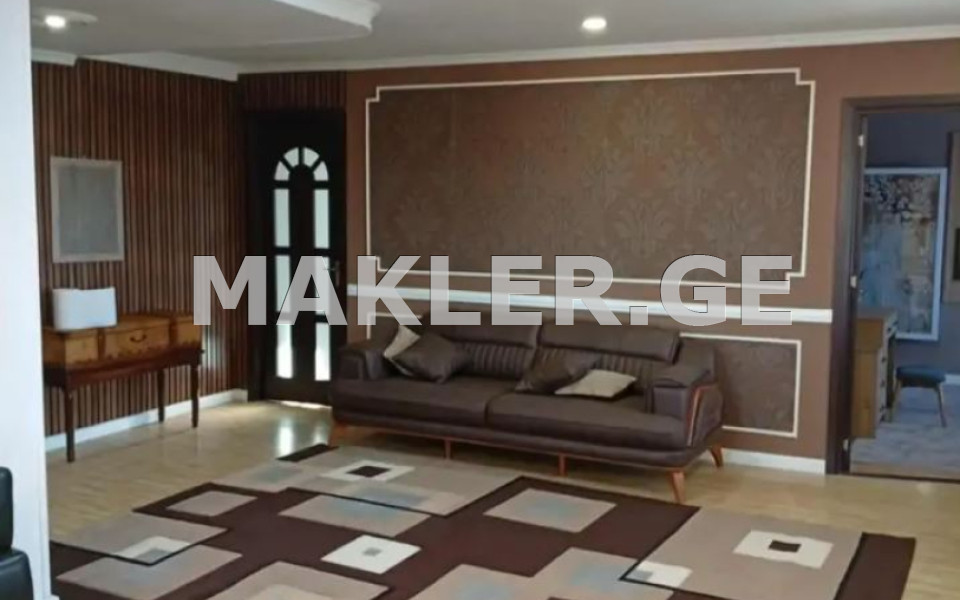  Satılık 4   Daire in Abanotubani dit. (Old Tbilisi)  in Mirza chahi st. 