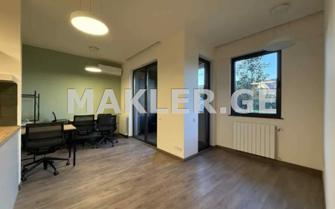  ქირავდება 43 m² ფართობის კომერციული ფართი საბურთალოზე  უნივერსიტეტის ქუჩაზე 