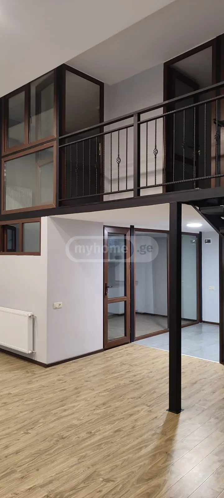  Сдаётся 105 m² площадь Коммерческая площадь в Сабуртало  на ул. М.Асатиани 