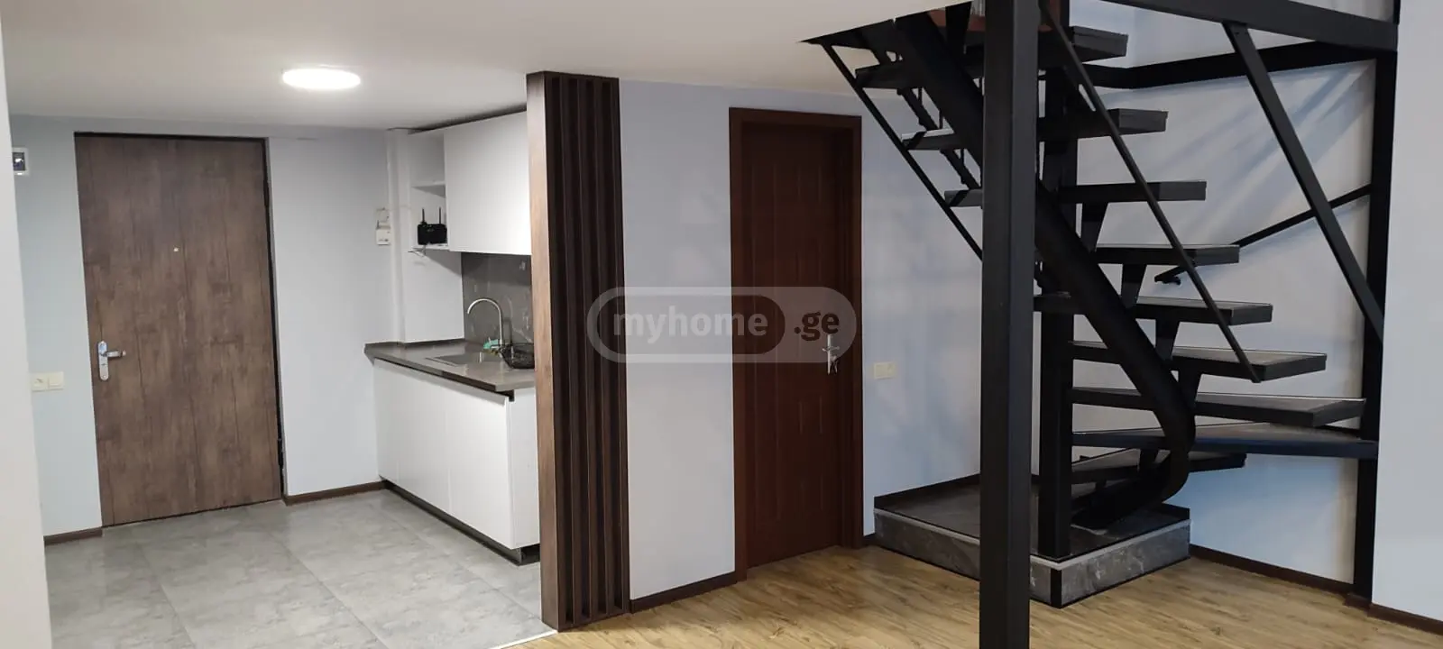  Сдаётся 105 m² площадь Коммерческая площадь в Сабуртало  на ул. М.Асатиани 