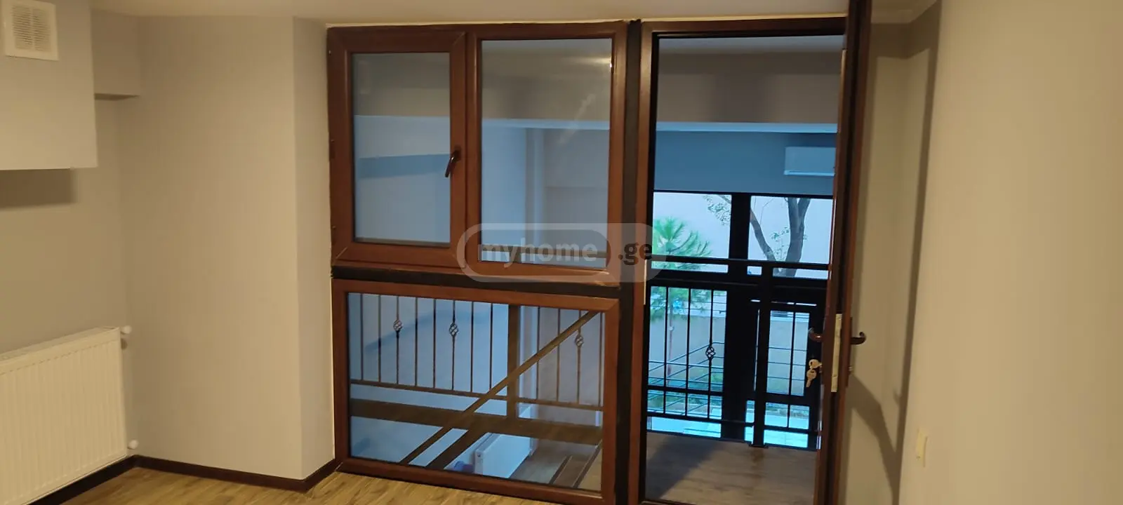  Сдаётся 105 m² площадь Коммерческая площадь в Сабуртало  на ул. М.Асатиани 