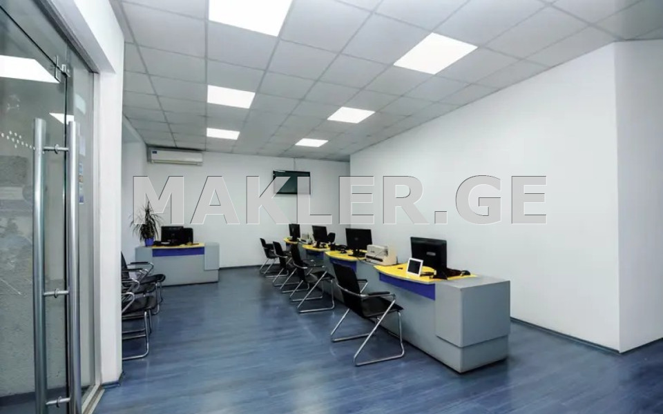  Сдаётся 62 m² площадь Коммерческая площадь в Ваке  на ул. Палиашвили 