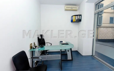  Сдаётся 62 m² площадь Коммерческая площадь в Ваке  на ул. Палиашвили 