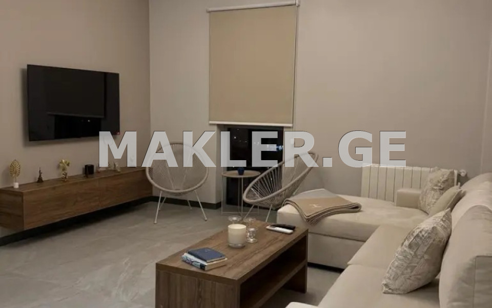  Сдаётся 3 комнатная  Квартира в Сабуртало  на пр. Геловани 