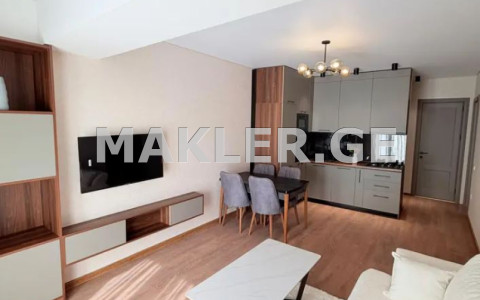  Продается 3 комнатная  Квартира в Навтлуги  на ул. Манави 